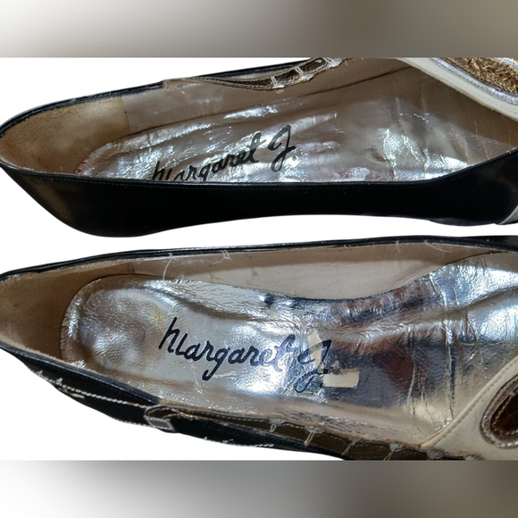 Margaret J Leather Kitten Heels 6.5 Music Notes Eclectic Art Deco Shoes Teacher - Picture 8 of 11